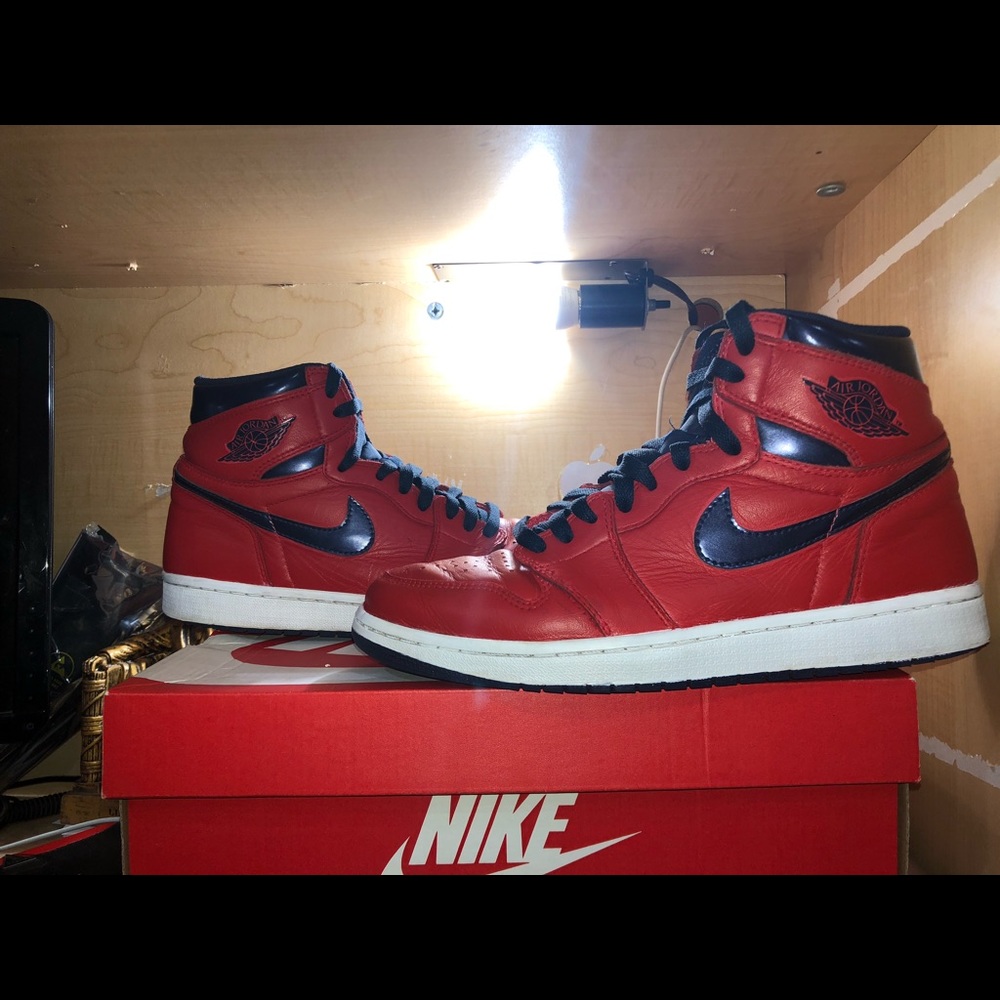 *SOLD* Air Jordan 1 Letterman 555088-606 Size 8.5 - Picture 4 of 8